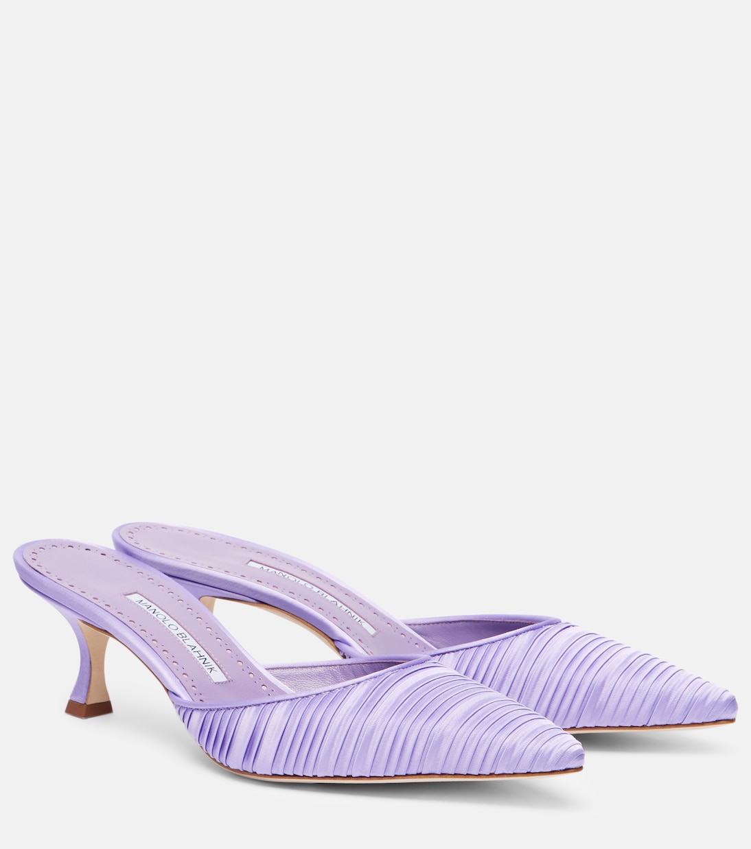 Кариолин 50 атласные шлепанцы Manolo Blahnik, 994C Yoth