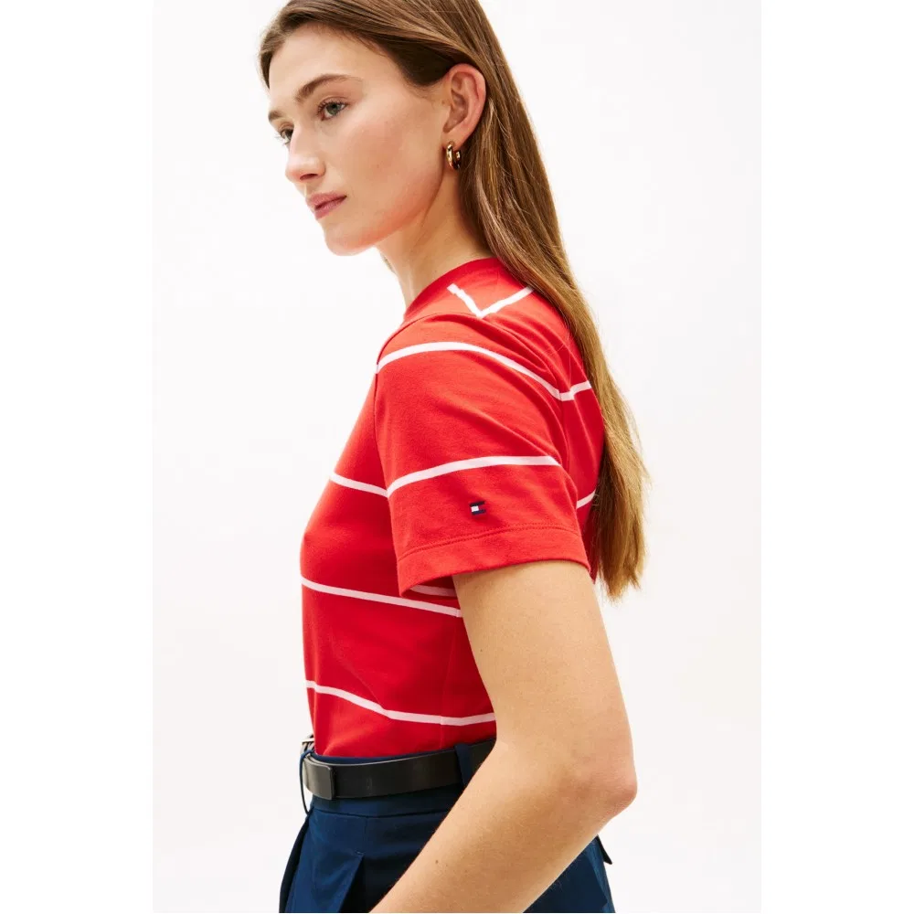 Женская футболка с логотипом Script красного цвета от Tommy Hilfiger Women — фото 4