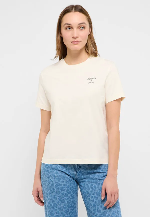 

Футболка с принтом в стиле халбарм Mustang, Weiß, Бежевый, Футболка с принтом в стиле халбарм Mustang, Weiß