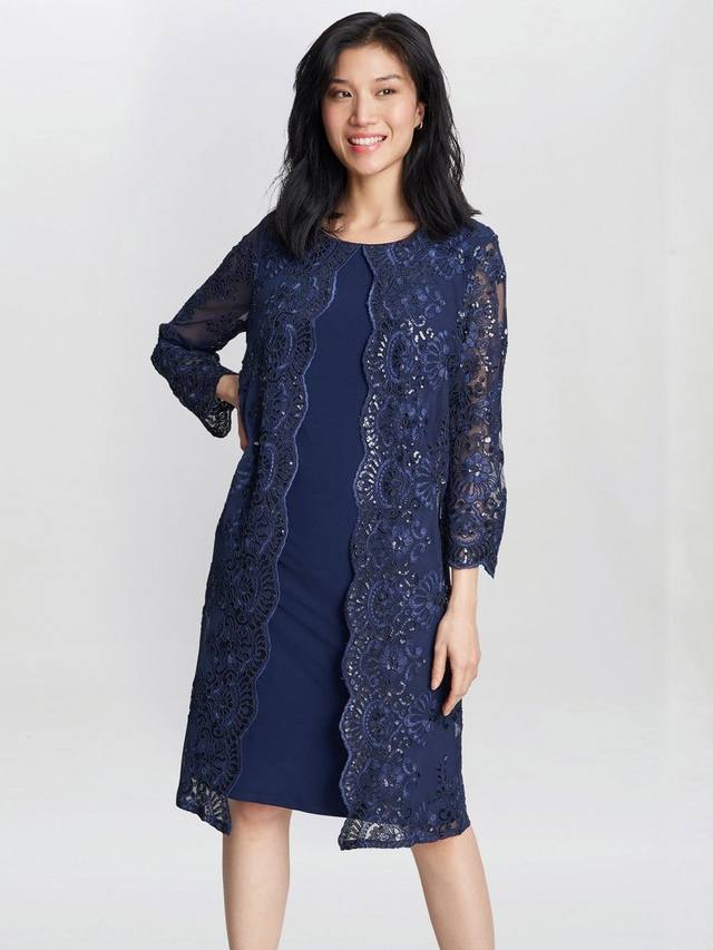

Платье с вышивкой в виде макета жакета ясмины Gina Bacconi, цвет Spring Navy