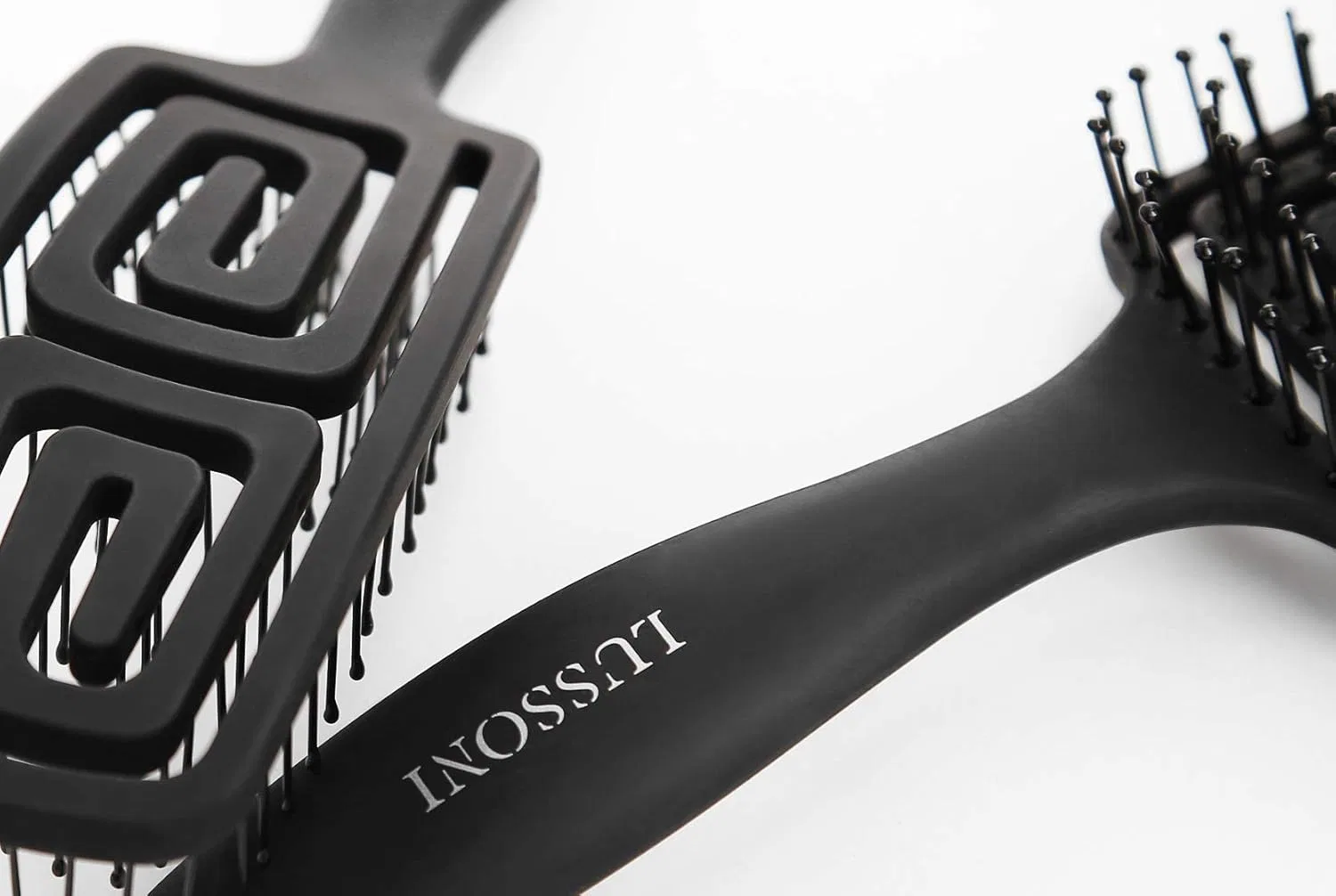 Гибкая щетка для распутывания волос с натуральной щетиной кабана от TB TOOLS FOR BEAUTY LUSSONI Tb Tools For Beauty — фото 4