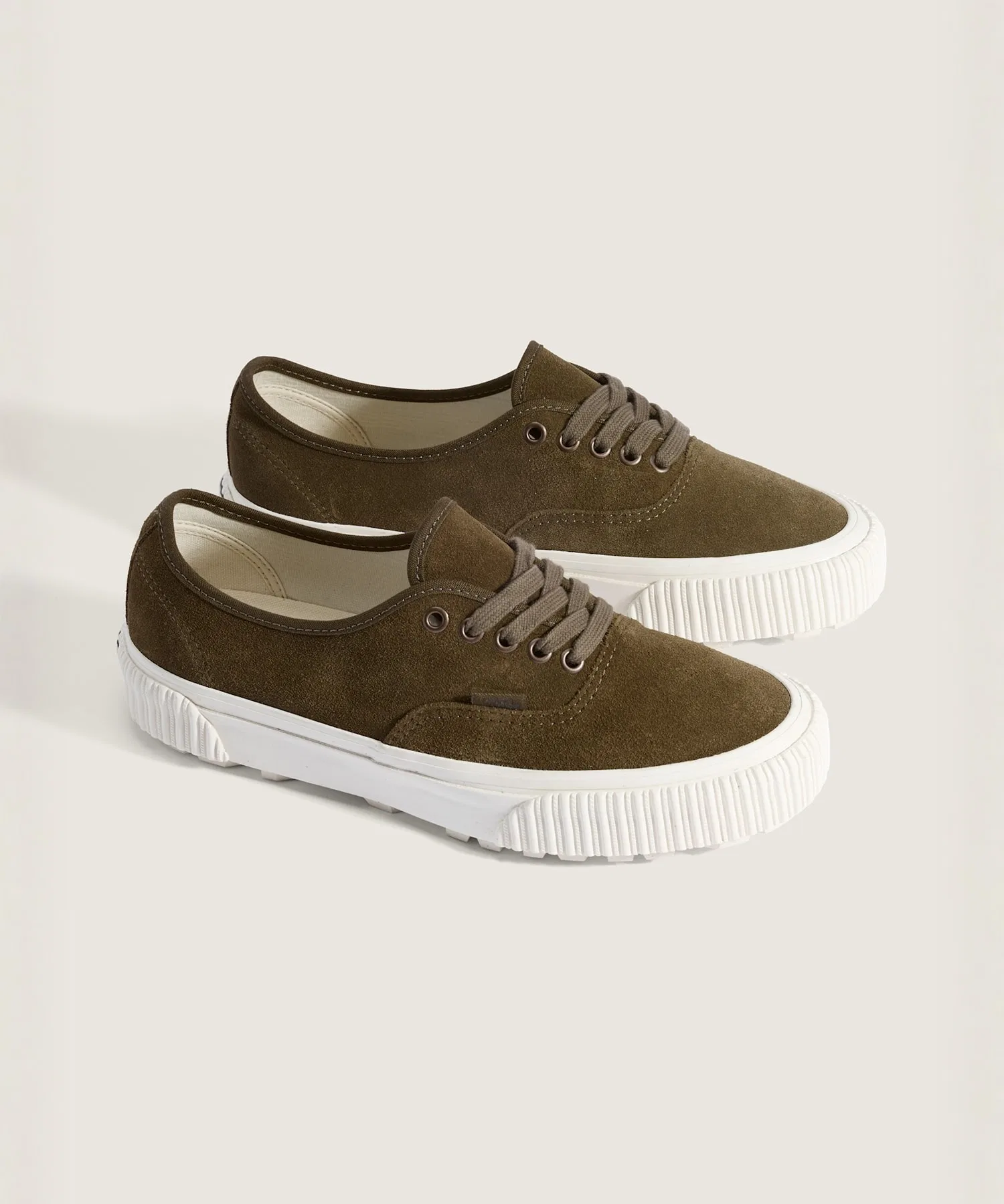 Мужские/Женские кроссовки VANS Authentic 44 V-Lug — фото 2