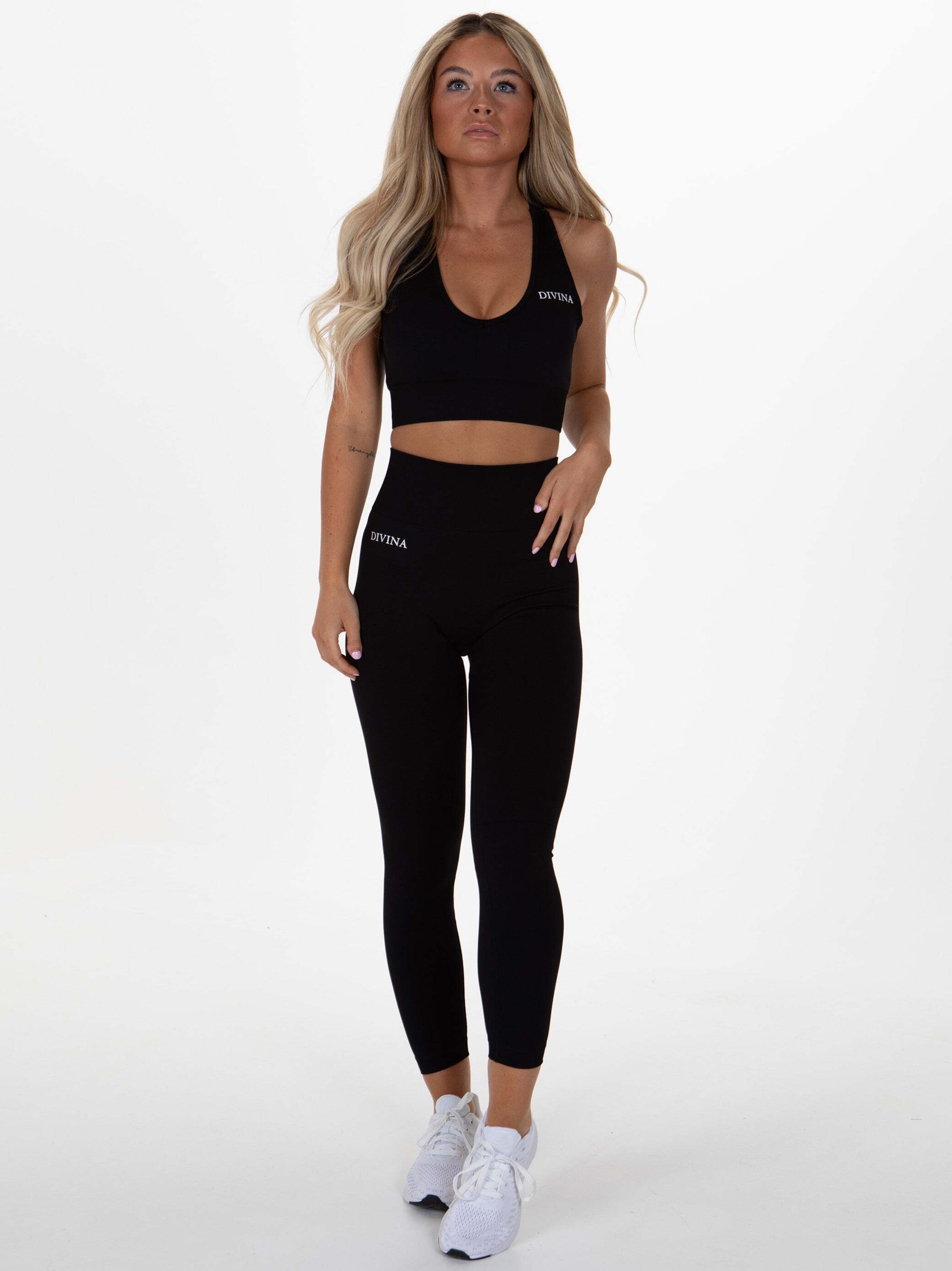 

Divina Узкие спортивные штаны 'Nani' в черном цвете