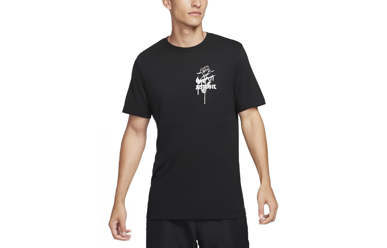 

Футболка мужская черная Nike, черный