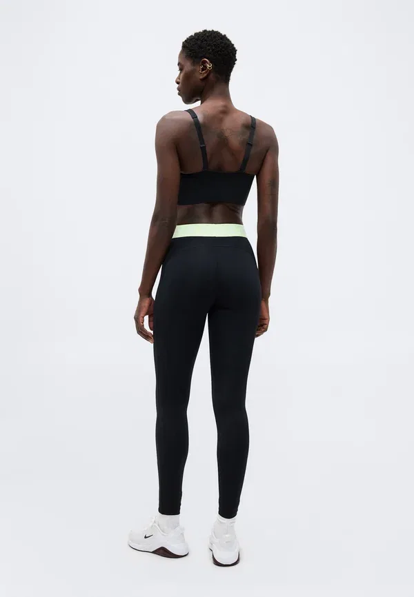 Лосины Nike Performance 365 Tight, черный/бледно-зеленый/белый — фото 3