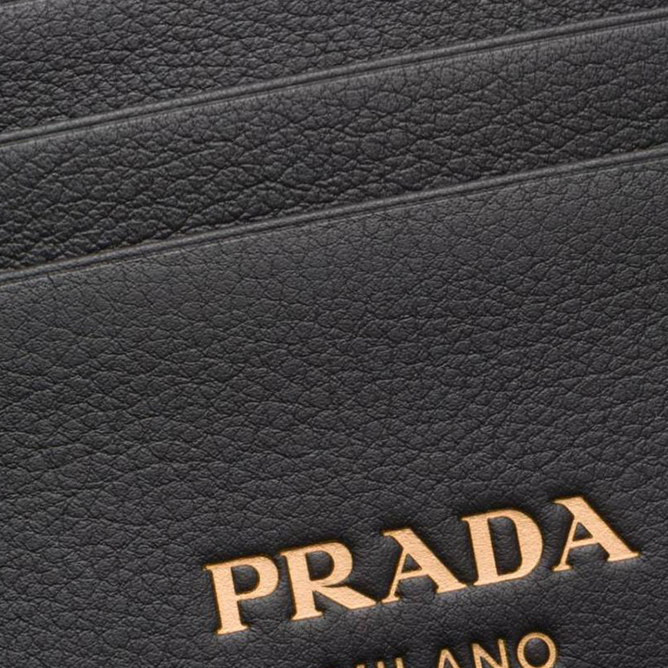PRADA Кожаный картхолдер для женщин, черный — фото 4