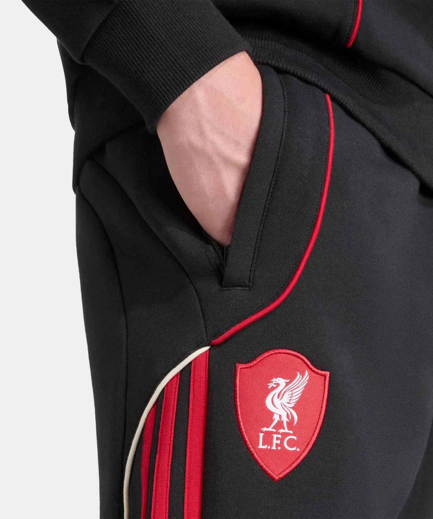 Мужские брюки adidas Liverpool FC UBP — фото 3