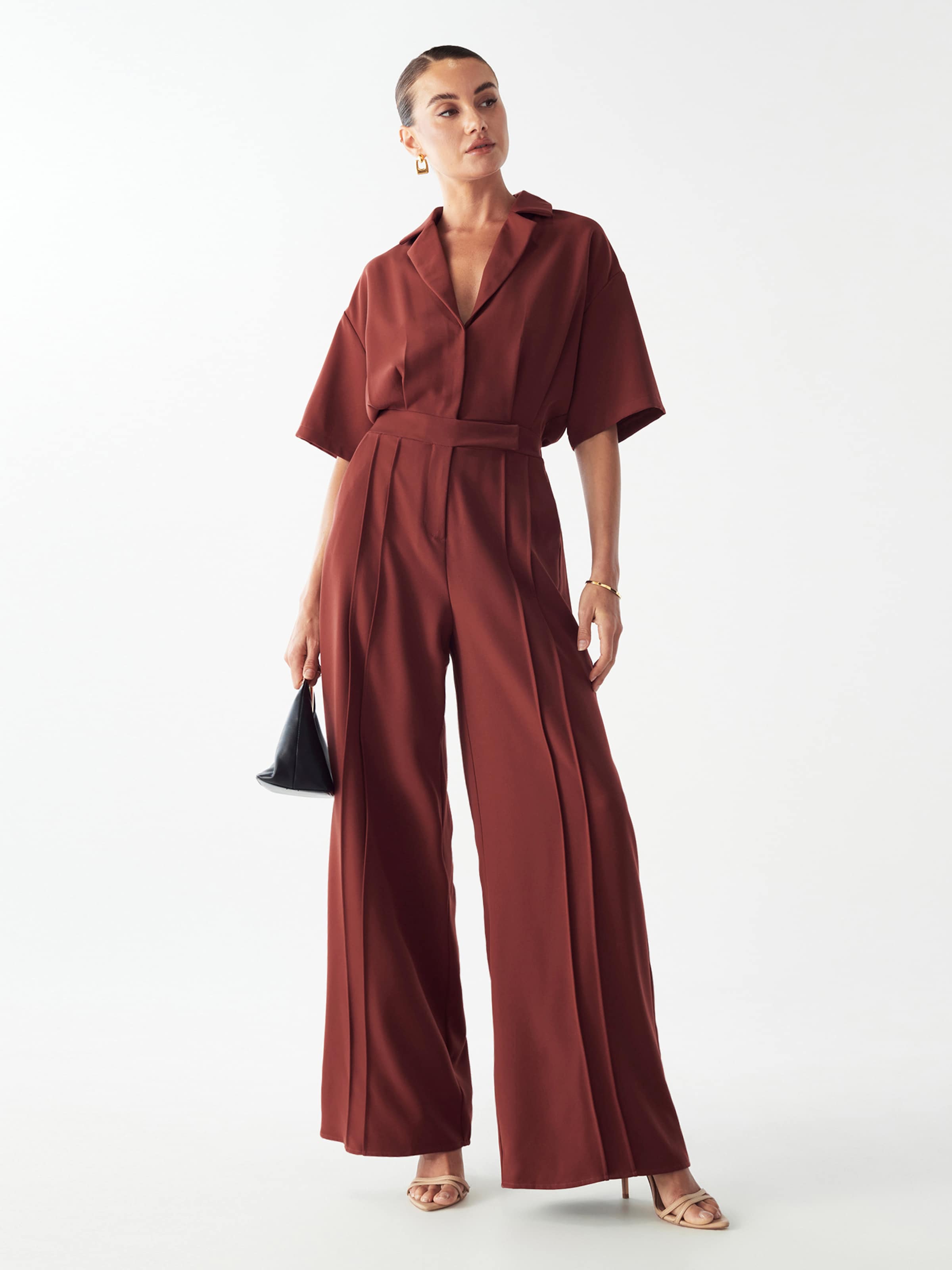 

BWLDR Комбинезон 'Ria' в темно-красном цвете