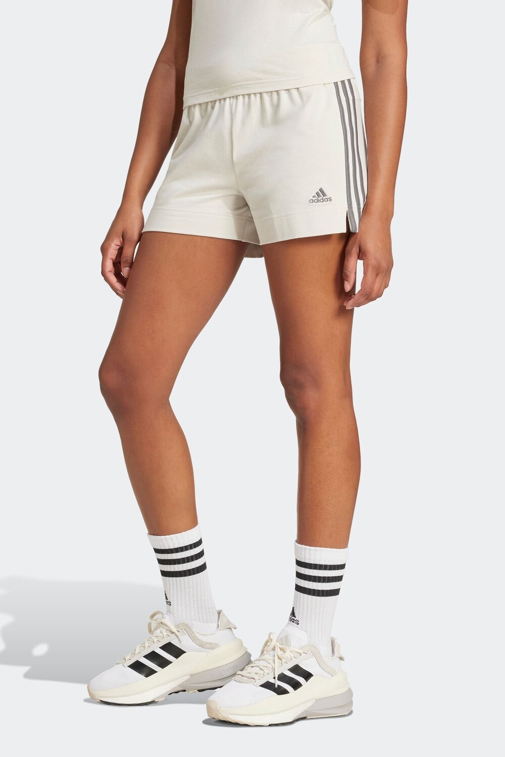 

Узкие шорты Essentials с тремя полосками Adidas, коричневый