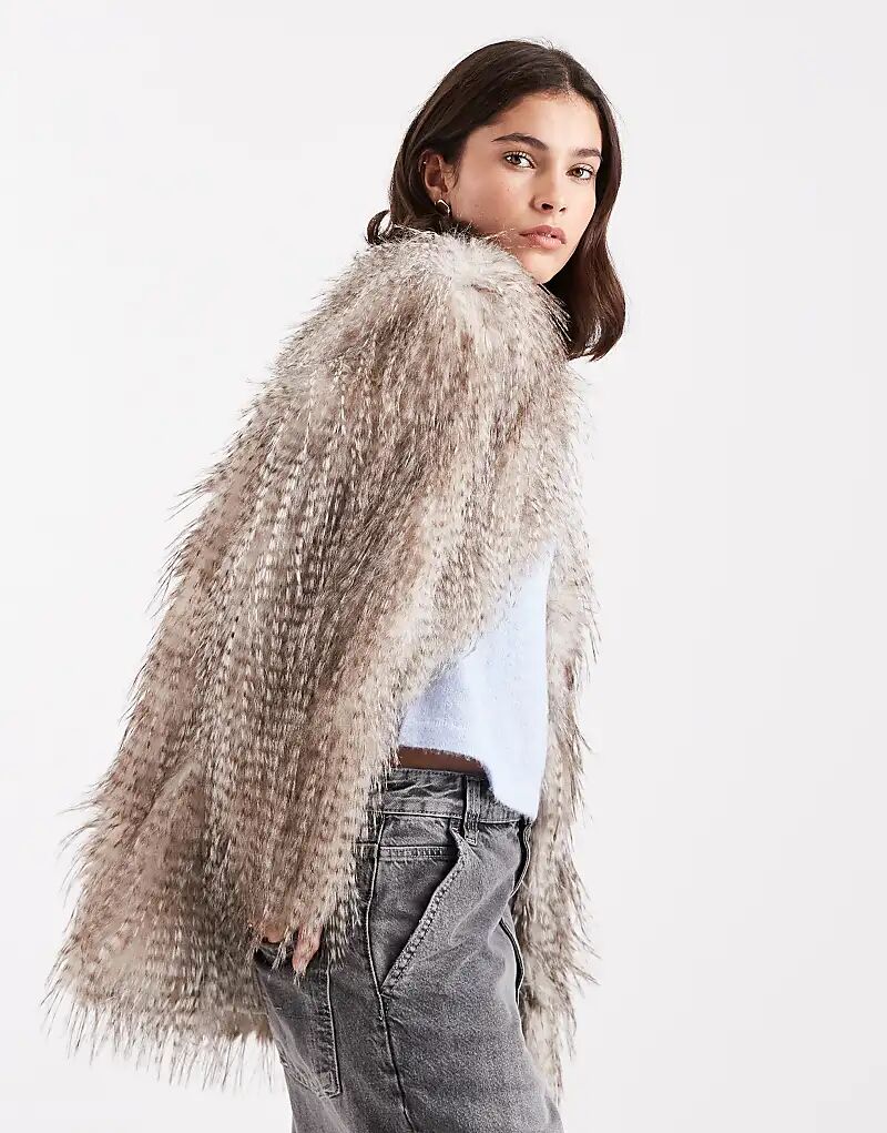 

Искусственная шуба New Look белого цвета