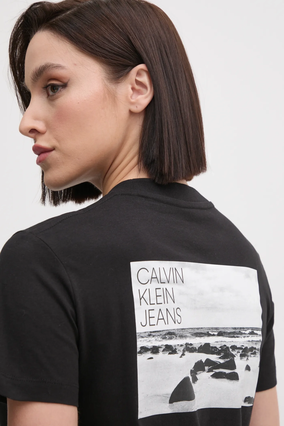 

Хлопковая футболка Calvin Klein Jeans, черный