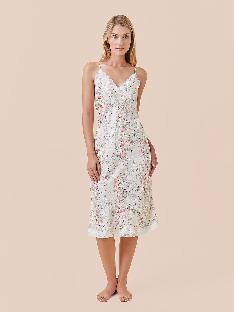 

Ночная рубашка Yolly из атласного кружева Papinelle, цвет ivory floral
