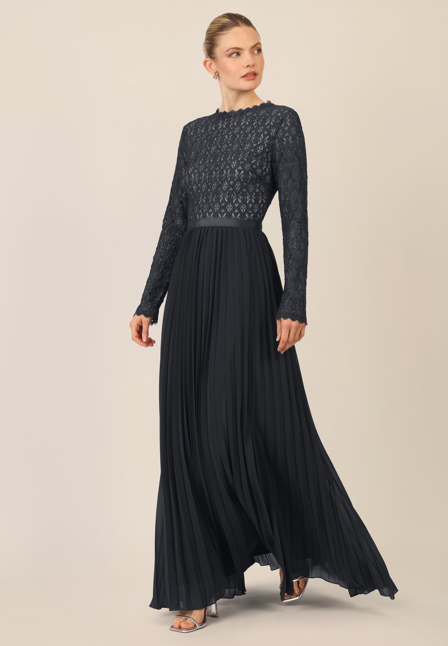 

Платье Apart Cocktail dress / Party dress, Schwarz/Black