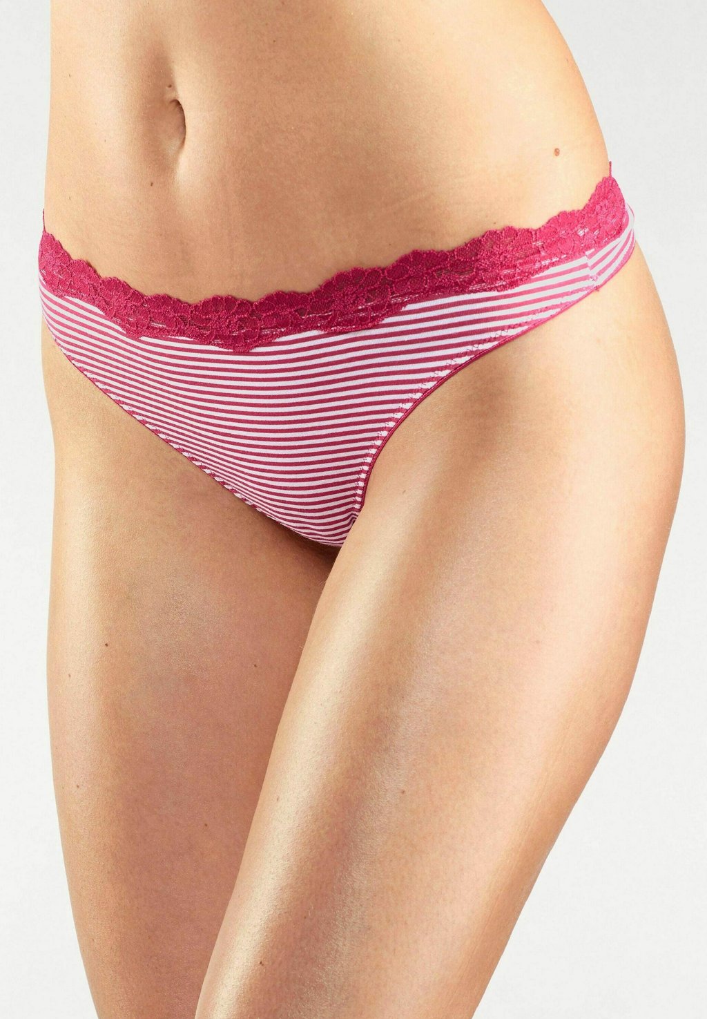 

Стринги 3-PACK LASCANA, красный