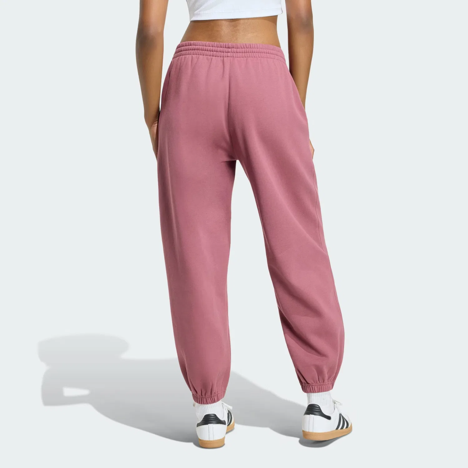 Зауженные брюки Adidas Originals Essentials светло-красного цвета — фото 3