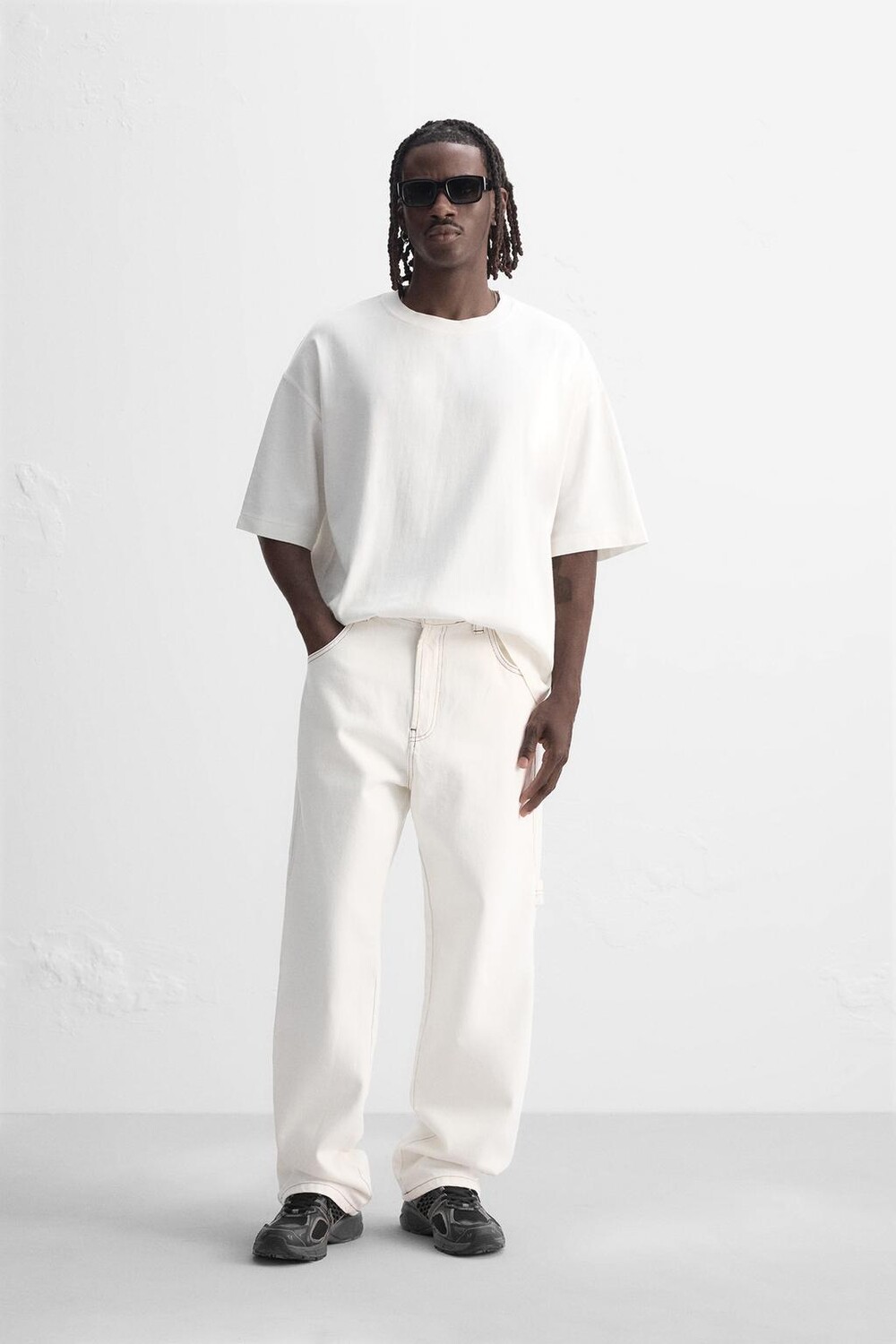 

Джинсы с карманами baggy fit carpenter ZARA, белый