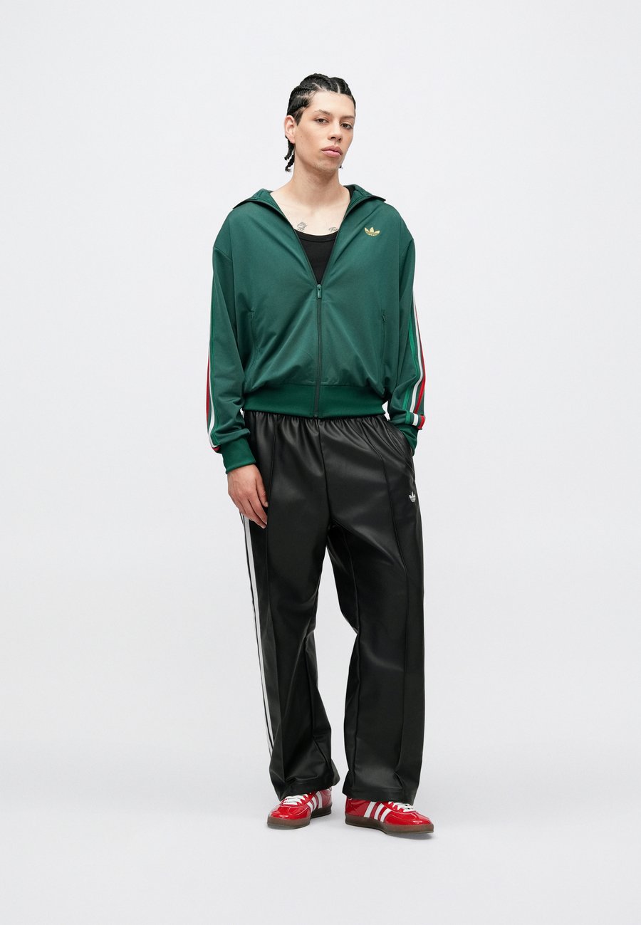Толстовка Adidas Originals FIREBIRD, Team Dark Green/Bold Green/White/Dark Green — фото 3