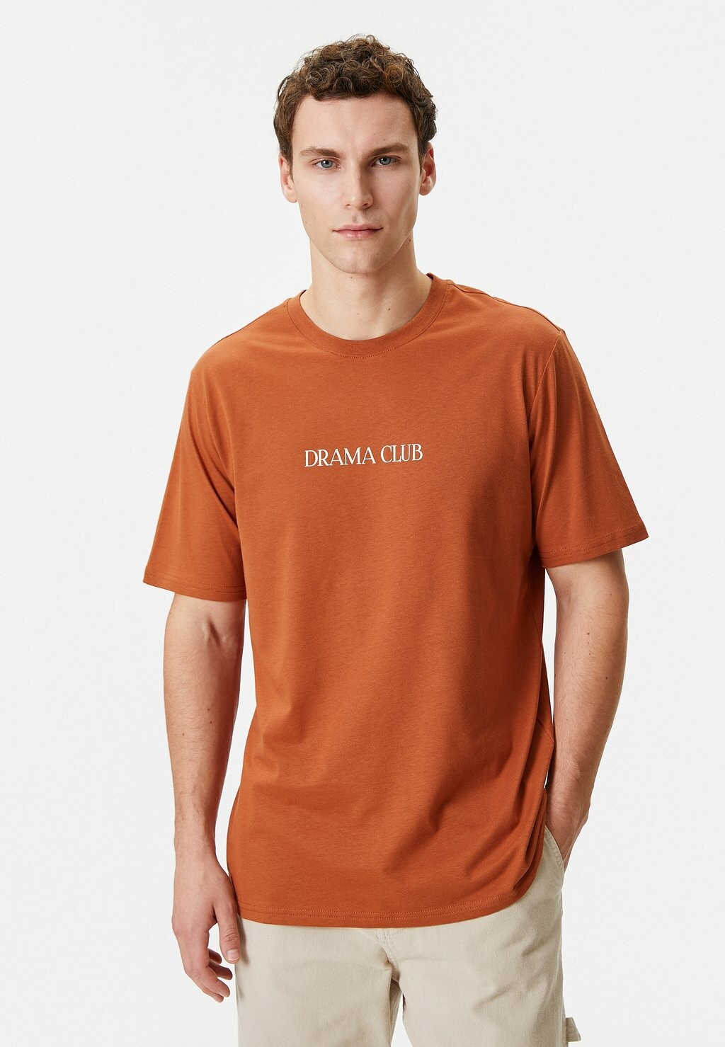 

Футболка с принтом SLOGAN PRINTED CREW NECK SHORT SLEEVE Koton, цвет brown
