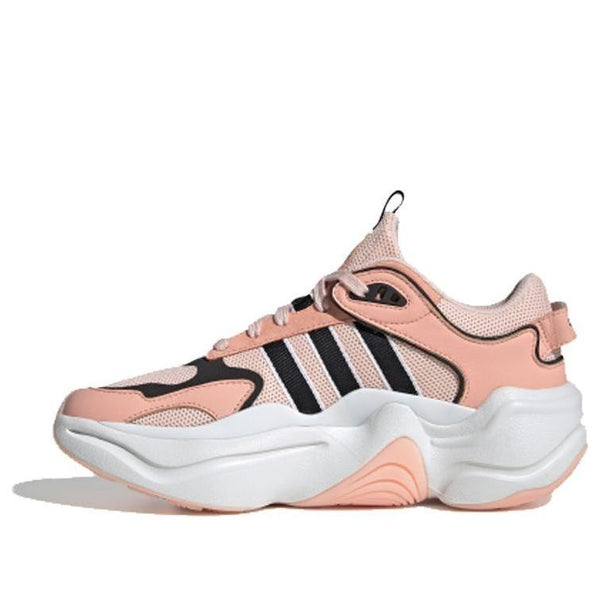 Массивные кроссовки magmur runner hk Adidas, розовый