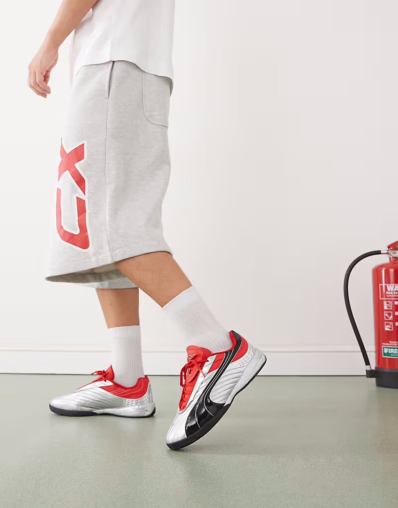 Кроссовки Puma V1PER серебристого и красного цвета — фото 4
