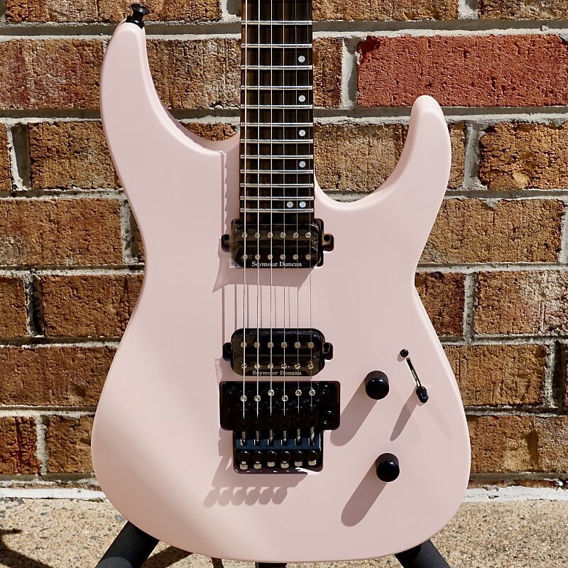 

Электрогитара Jackson American Series Virtuoso Streaked Ebony Fingerboard Satin Shell Pink