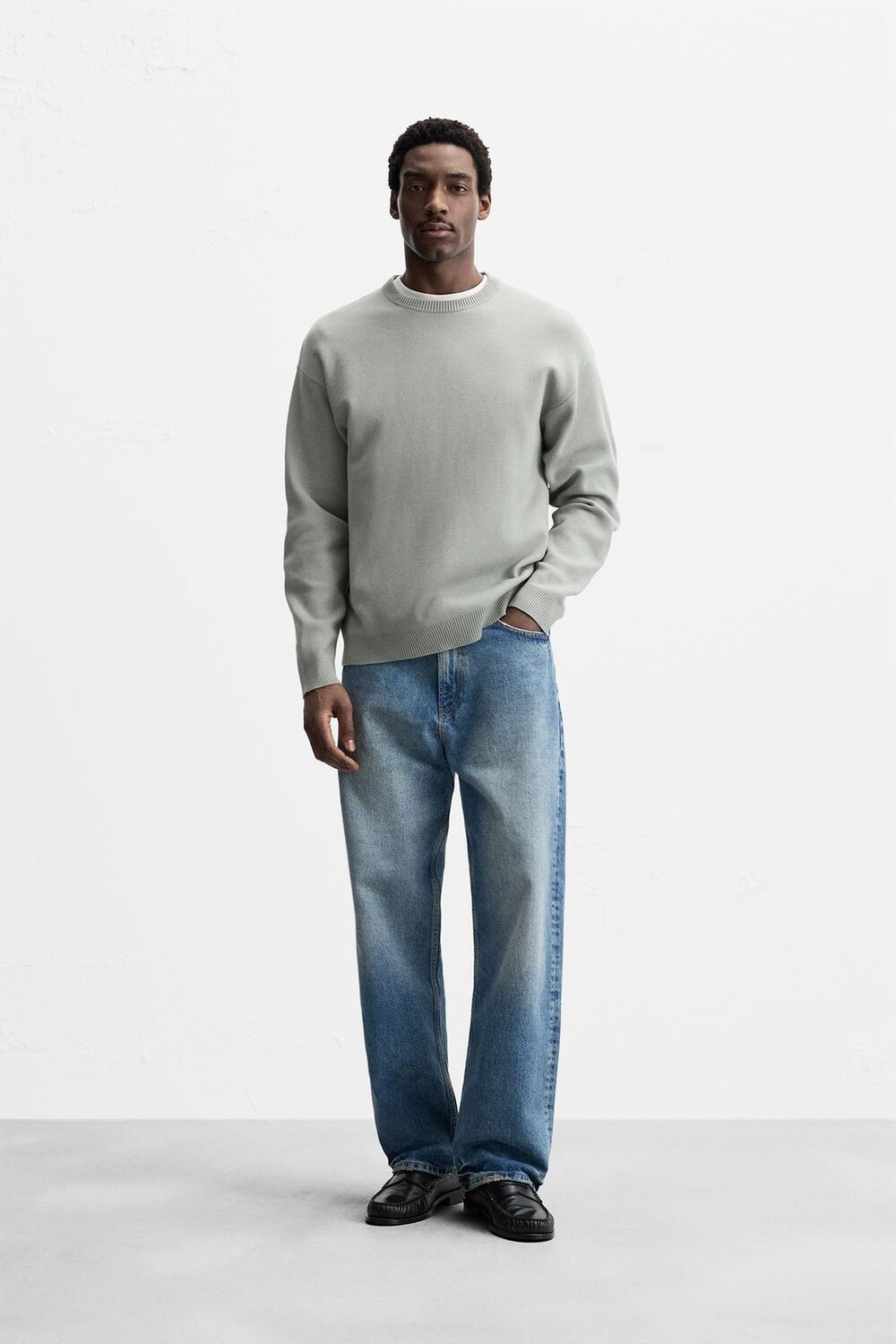 

Базовый мягкий свитер ZARA, жемчужно-серый