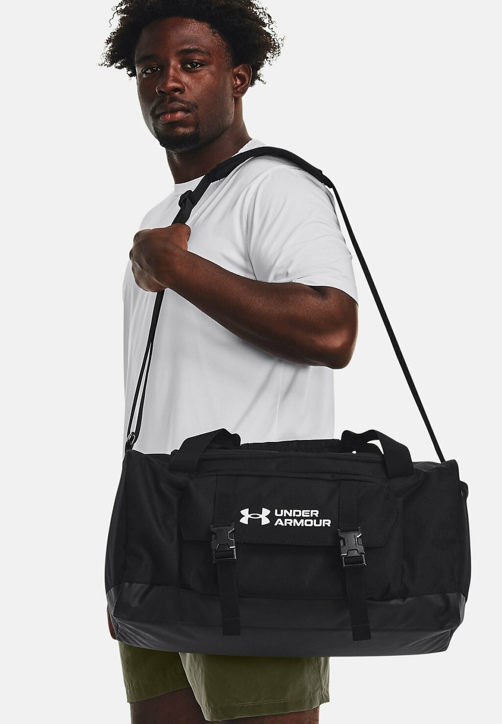 

Сумка спортивная Under Armour, черный