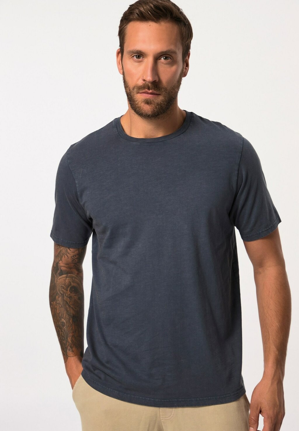 

Базовая футболка SHORT SLEEVE ROUND NECK JP1880, темно-синий