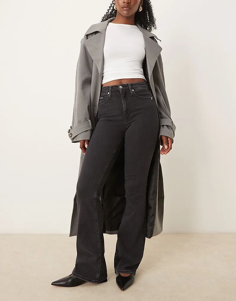 

Узкие джинсы bootcut из денима черного цвета Calvin Klein