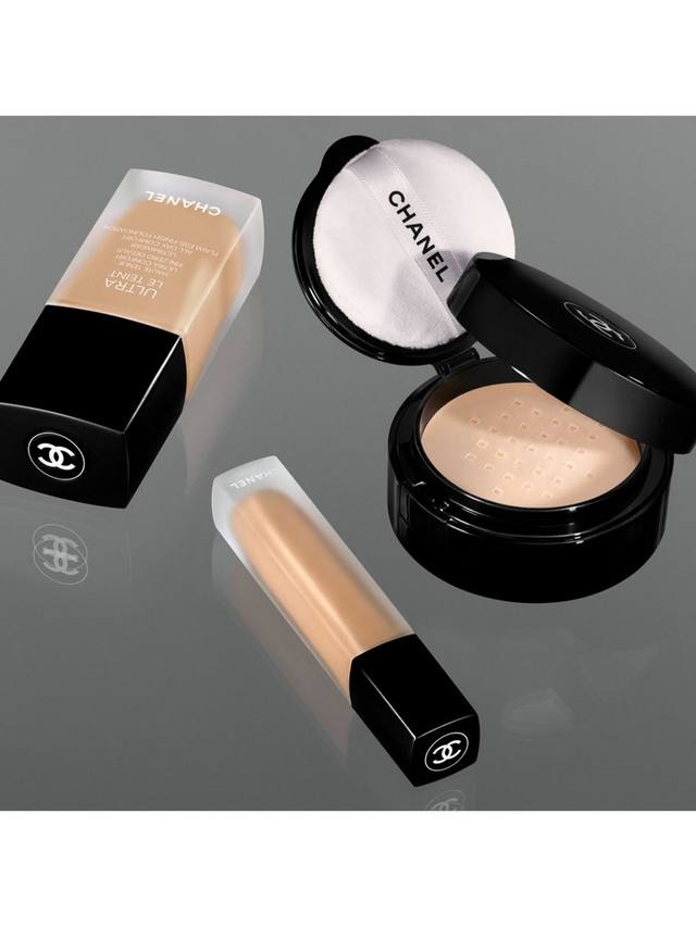 Пудра универсальная рассыпчатая Natural Finish в дорожном формате CHANEL, 152 Intense Deep — фото 3