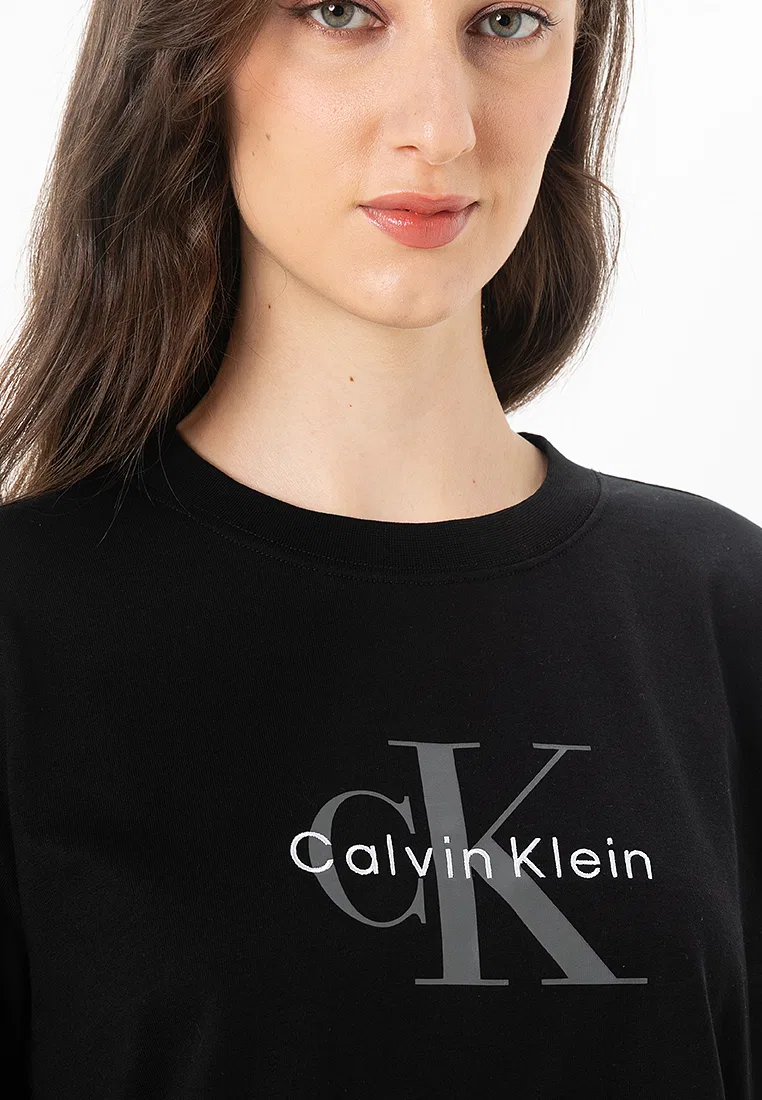 Футболка, классическая, модель Hero Classic Monologo C Neck Tee, Calvin Klein Jeans, черный — фото 3