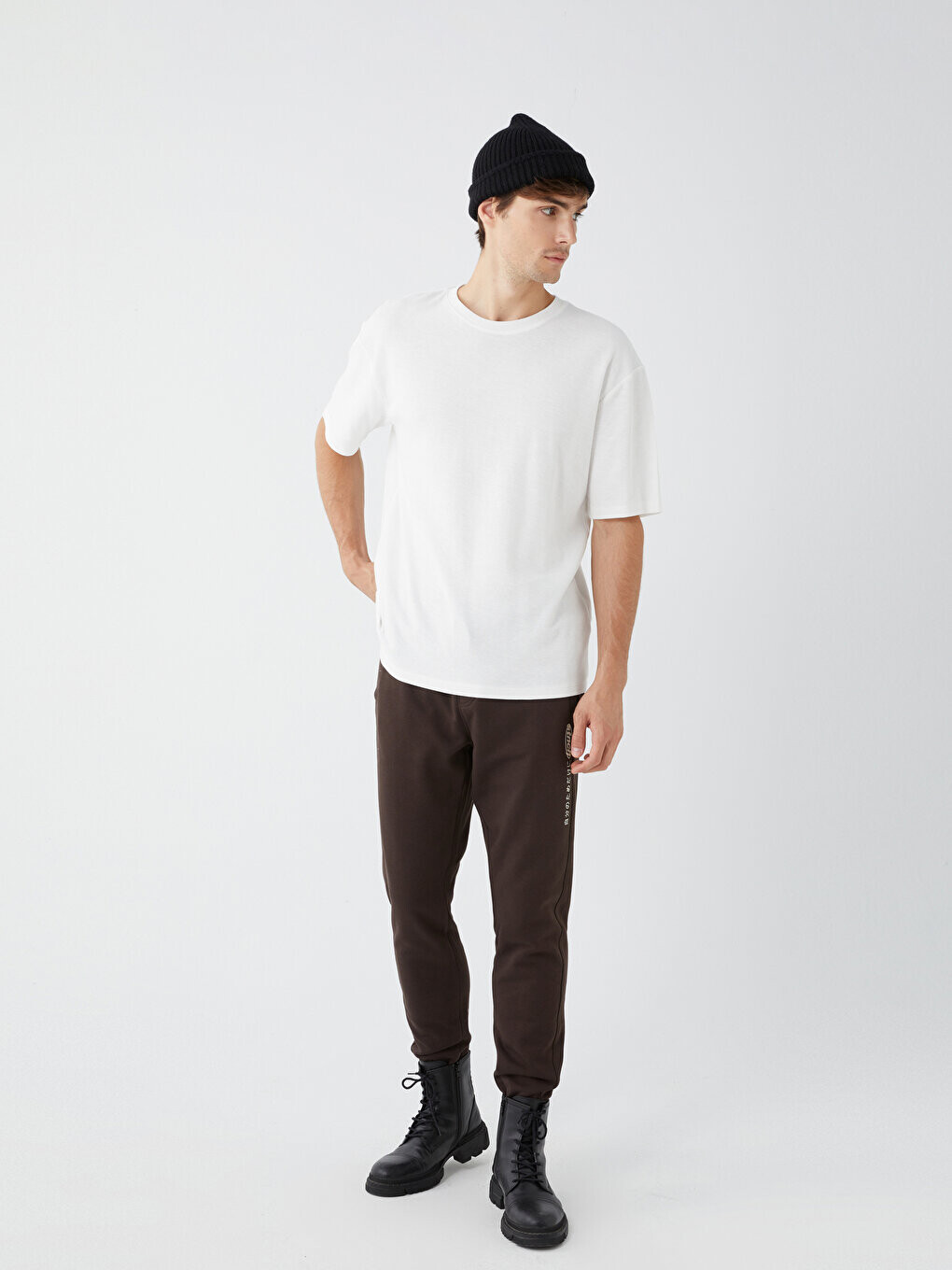 

Мужские спортивные штаны Slim Fit для джоггеров LCW Casual, темно коричневый