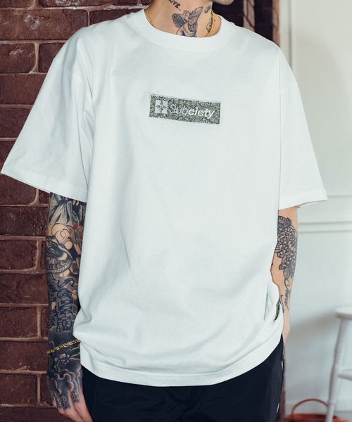 

Футболка с принтом «пейсли» Subciety, бело-зеленая