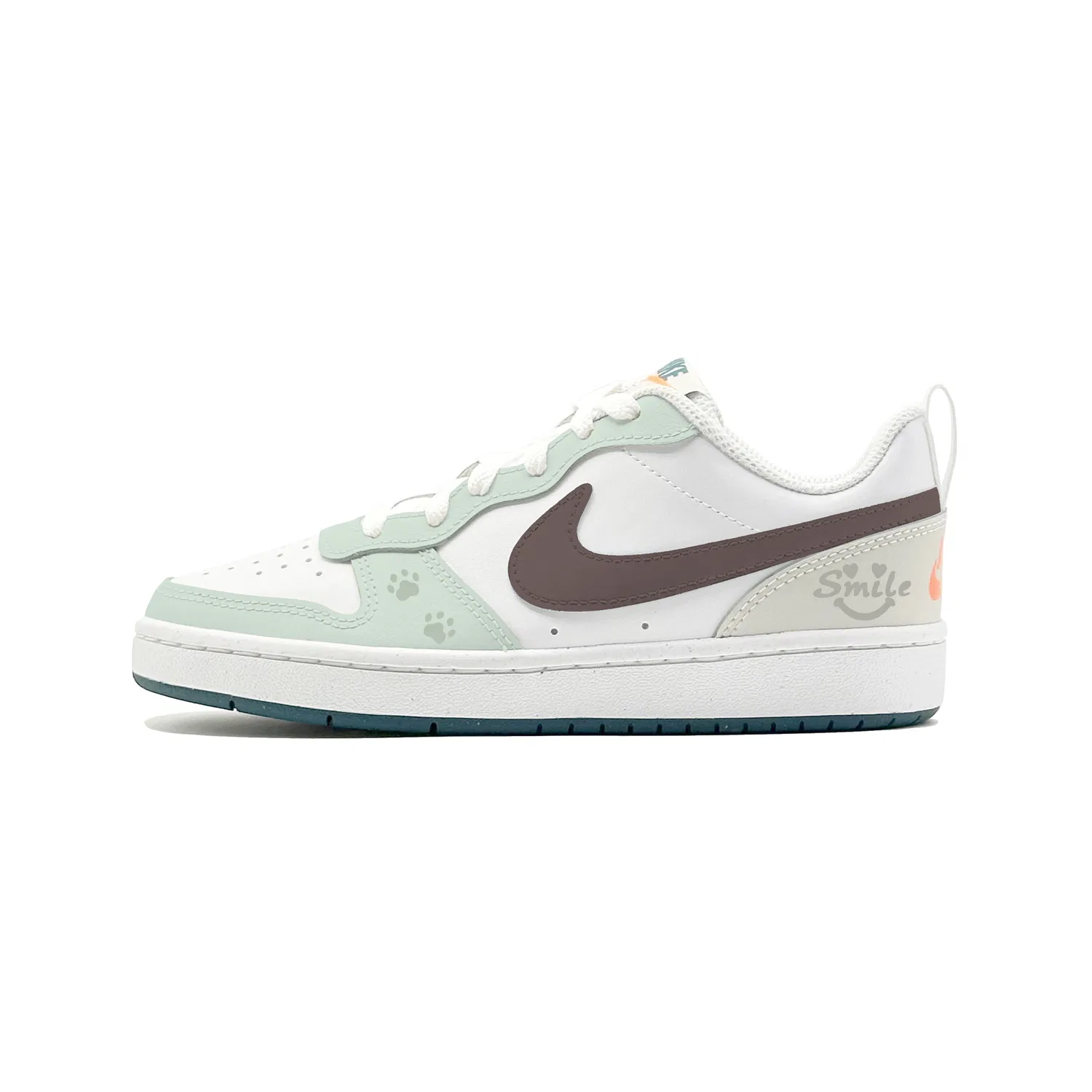 Кроссовки для скейтбординга детские Court Borough 2 Clear Lotus Smile Leather, низкие, нескользящие, износостойкие Nike, Light Green
