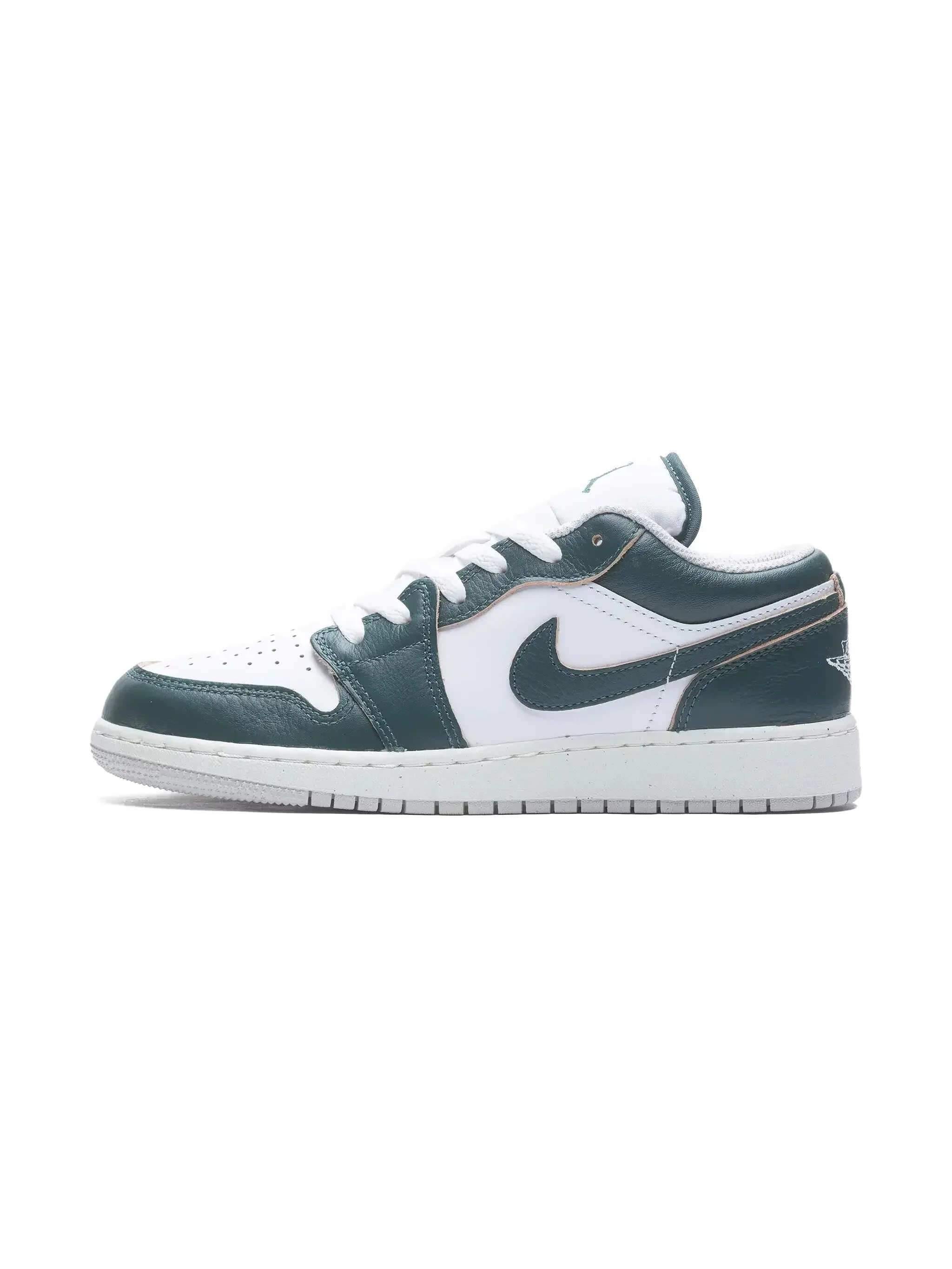 Кроссовки Jordan 1 Low SE Oxidized Green/White/Sail Jordan Kids, зеленый — фото 2