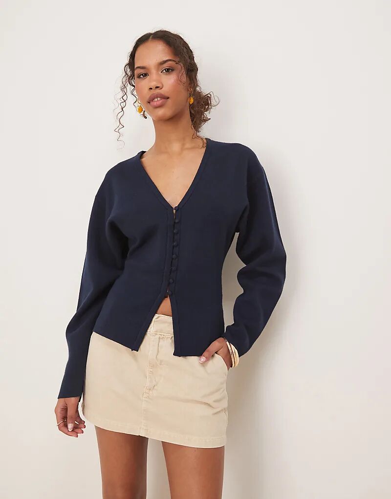 

Компактный трикотажный кардиган Gina Tricot темно-синего цвета