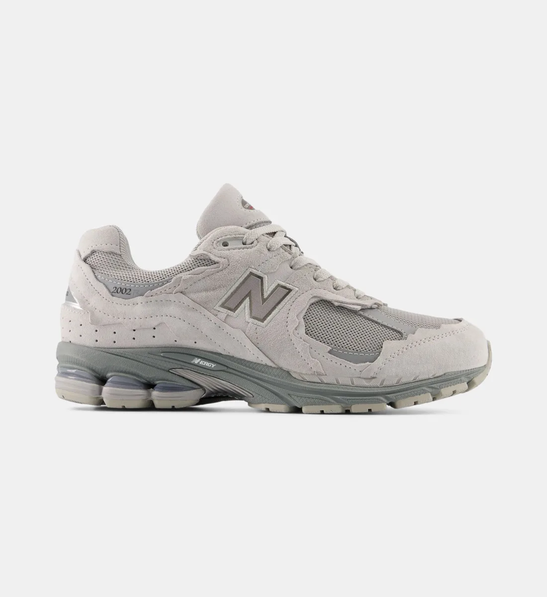 Низкие кроссовки 2002 из замши и сетки NEW BALANCE, серый