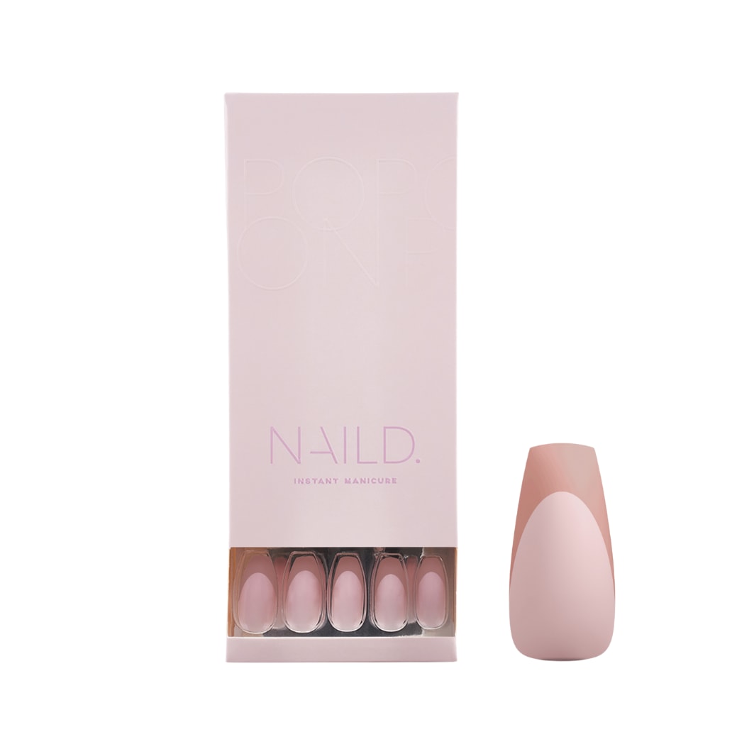 

Искусственные ногти matte chocolate cream extra long Naild, количество 1 шт.