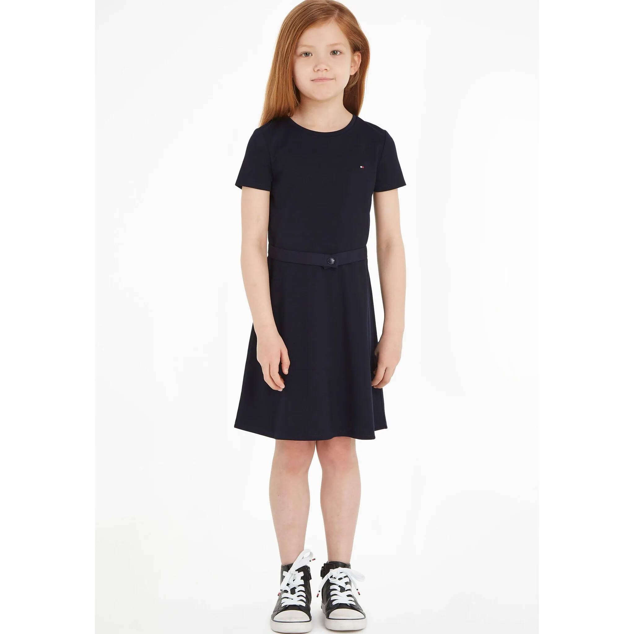 

Трикотажное платье Tommy Hilfiger «ESSENTIAL SKATER DRESS» с фирменной этикеткой на поясе, цвет Desert Sky