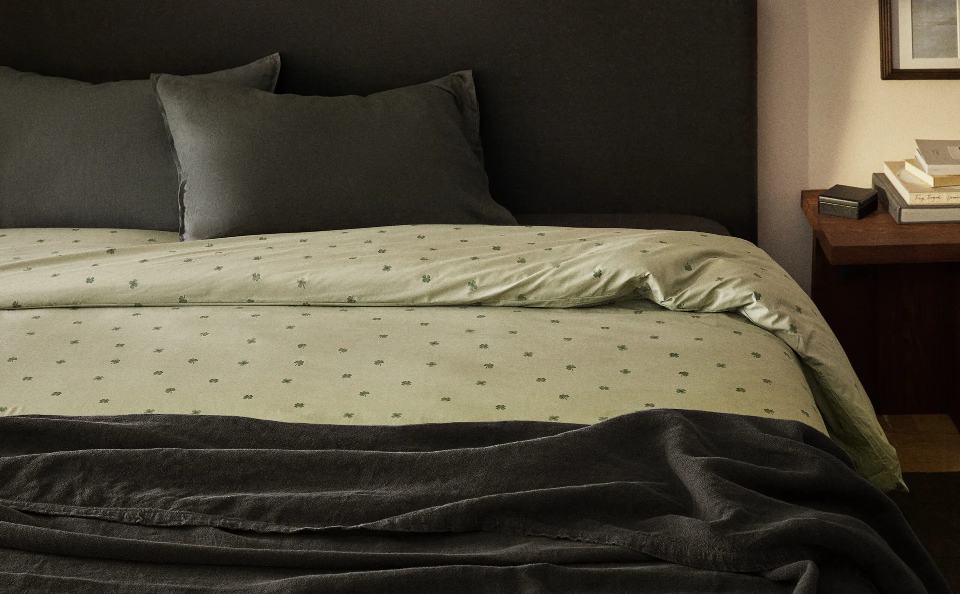 

Пододеяльник с клеверным принтом Zara Home, зеленый