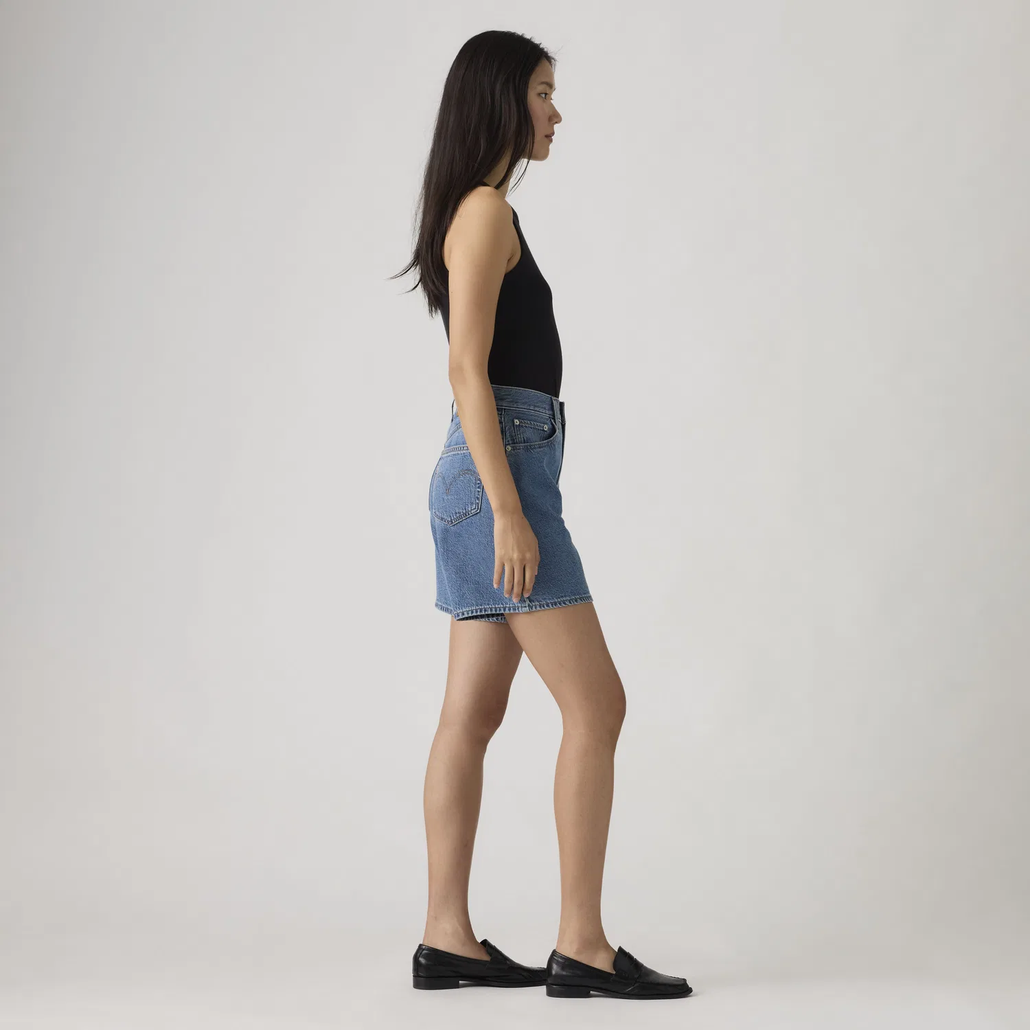 Женские легкие шорты свободного кроя с высокой посадкой Levi's, Medium Wash — фото 4