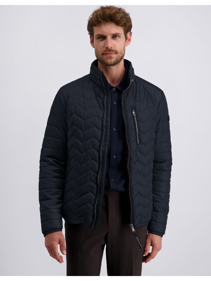 

Pierre Cardin Куртка в знак приветствия