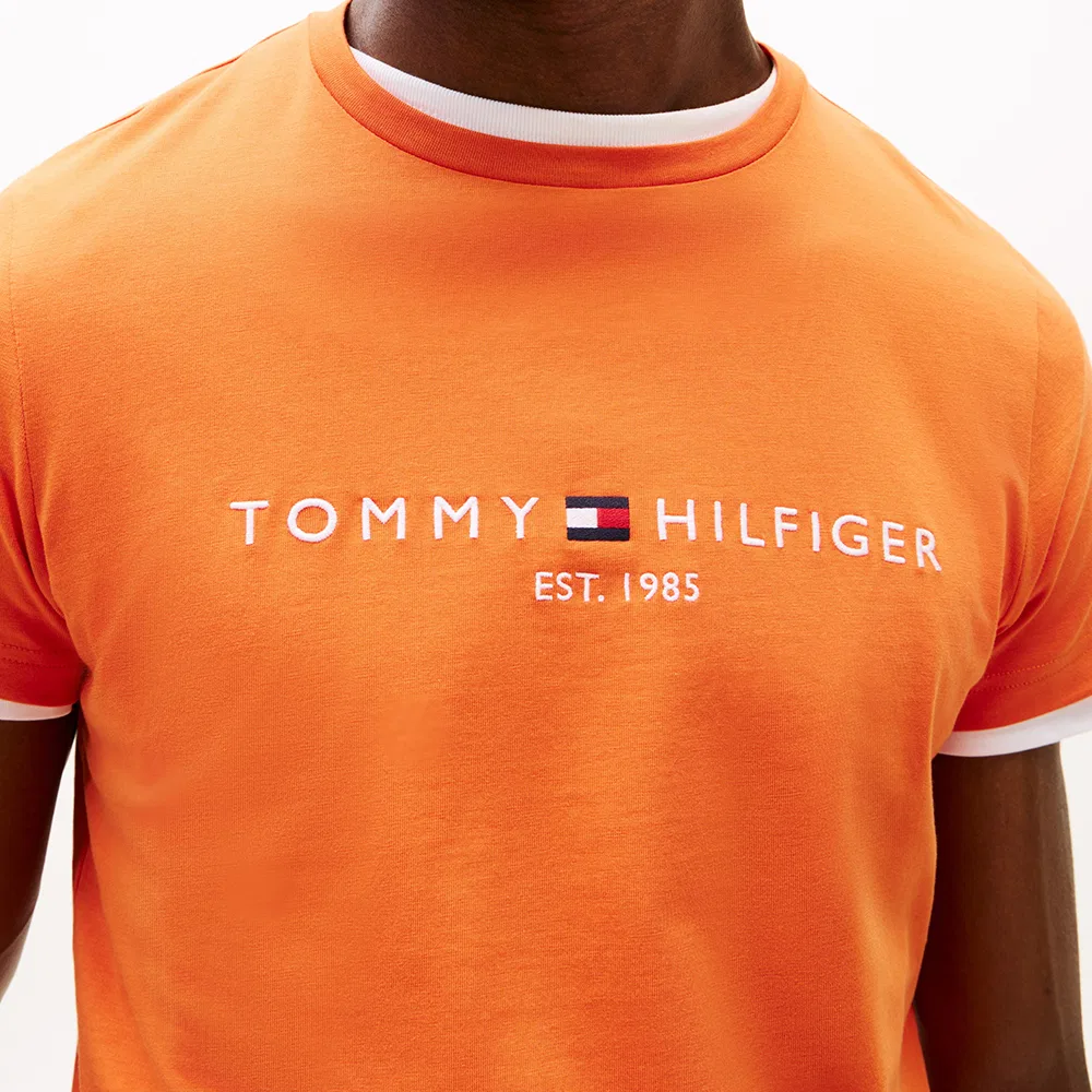 Мужская оранжевая футболка с логотипом "Core Logo" от Tommy Hilfiger — фото 4