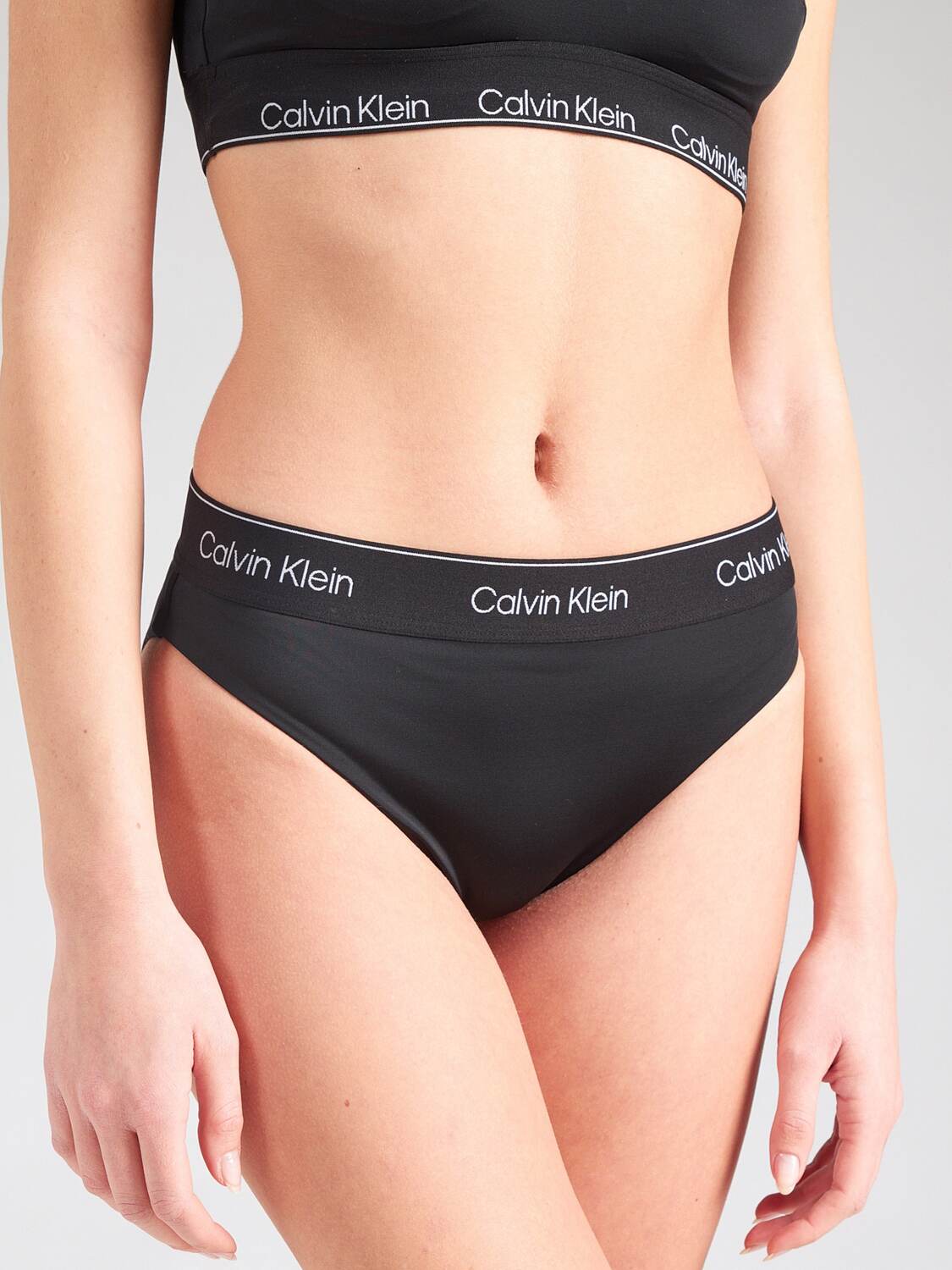 Calvin Klein Swimwear Бикини-трусики в черном цвете — фото 2