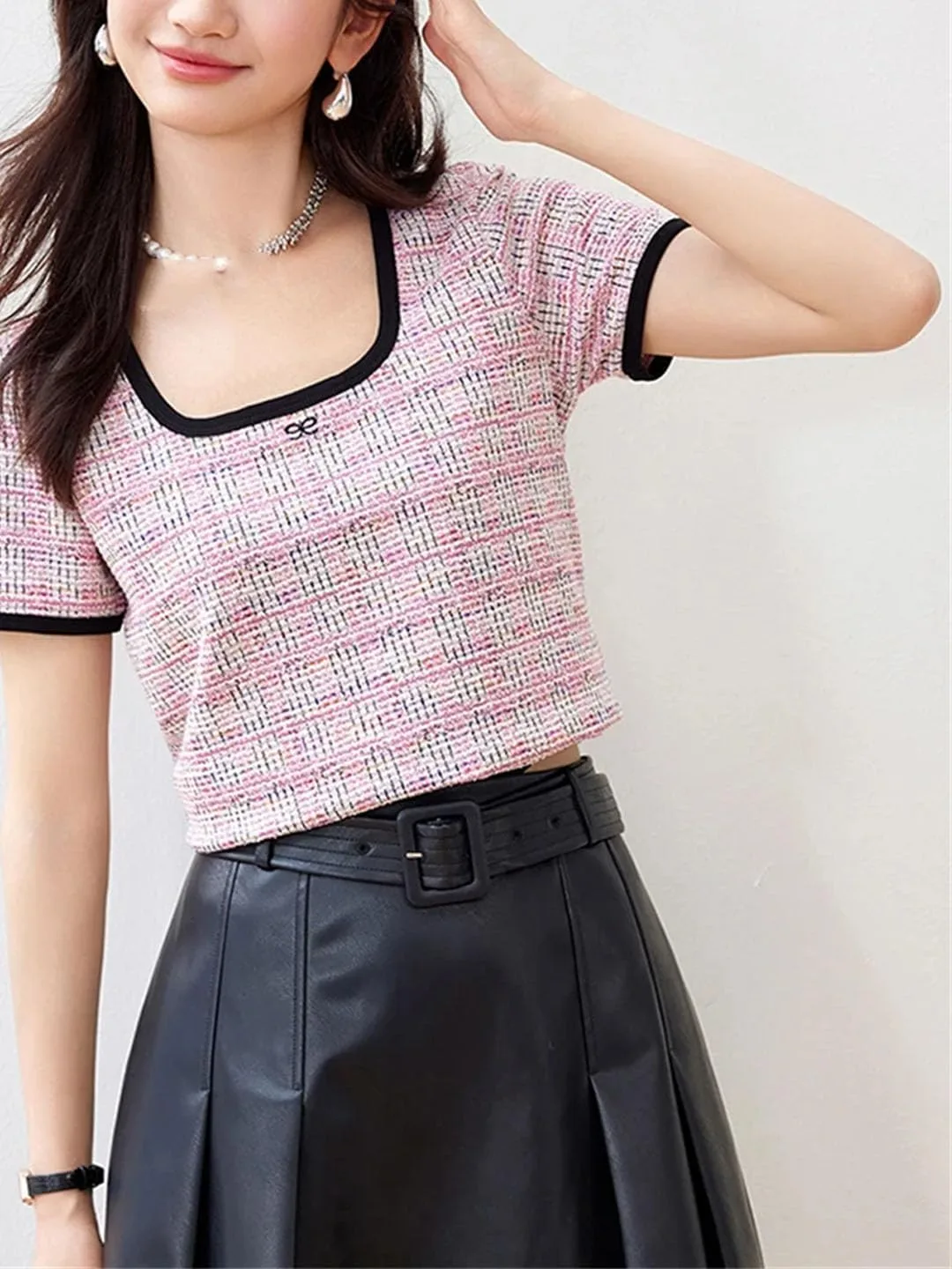 Женская футболка с квадратным вырезом, короткий рукав, Slim Fit — фото 3