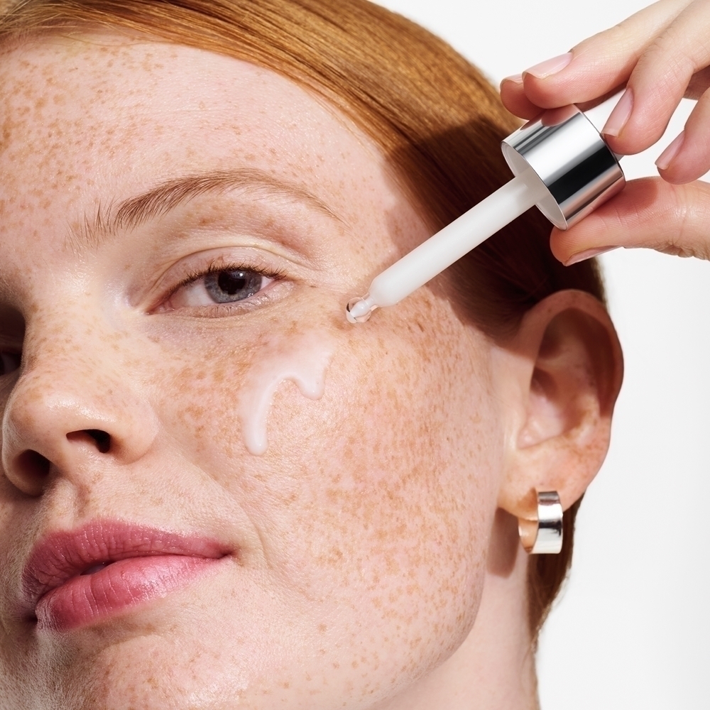 Сыворотка Clinique — Moisture Surge Active Glow Serum восстанавливающая и осветляющая, 50 мл — фото 4