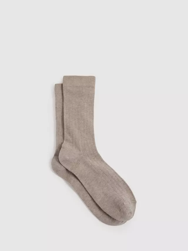 

Носки Reiss Felicia Ribbed, цвет neutral
