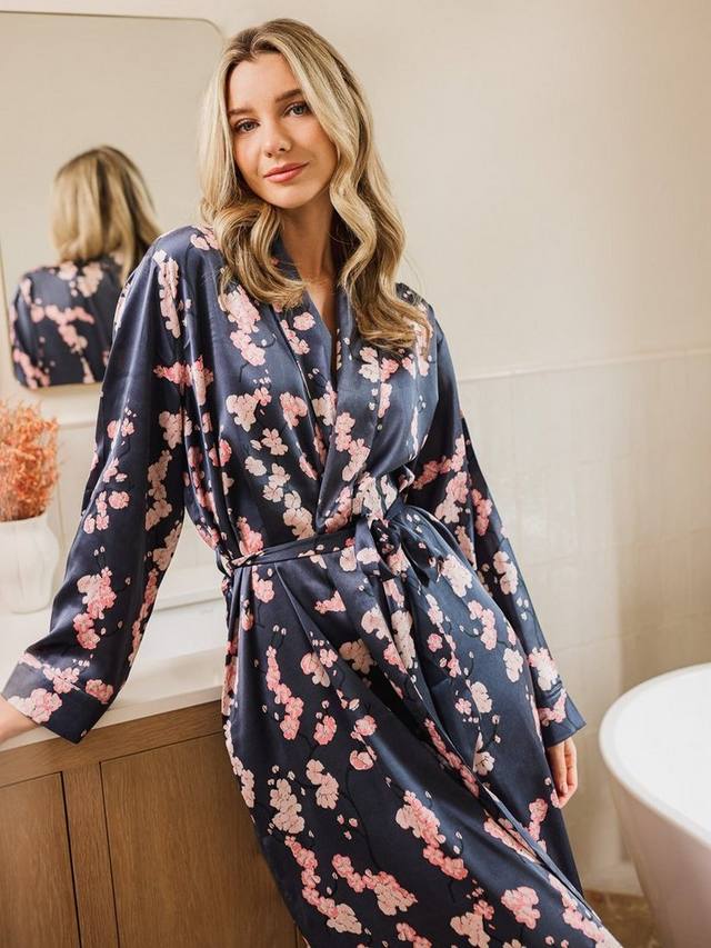 

Женский атласный халат с цветочным принтом Their Nibs, Dark Grey