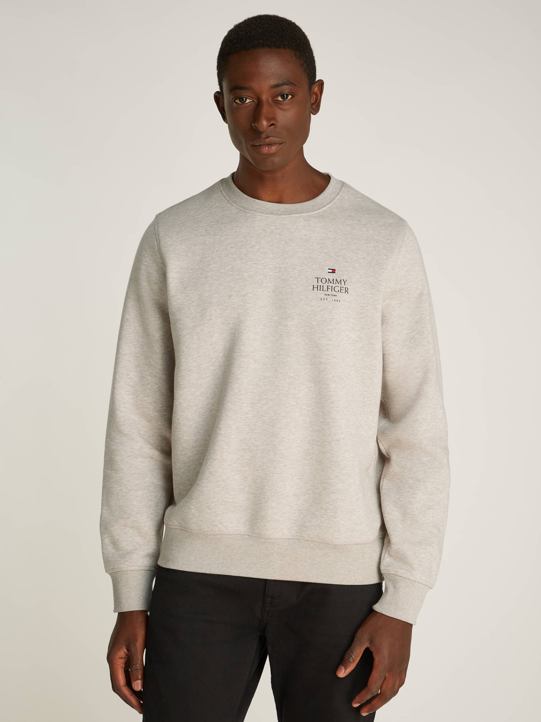 

Толстовка Tommy Hilfiger Regular Fit, серый