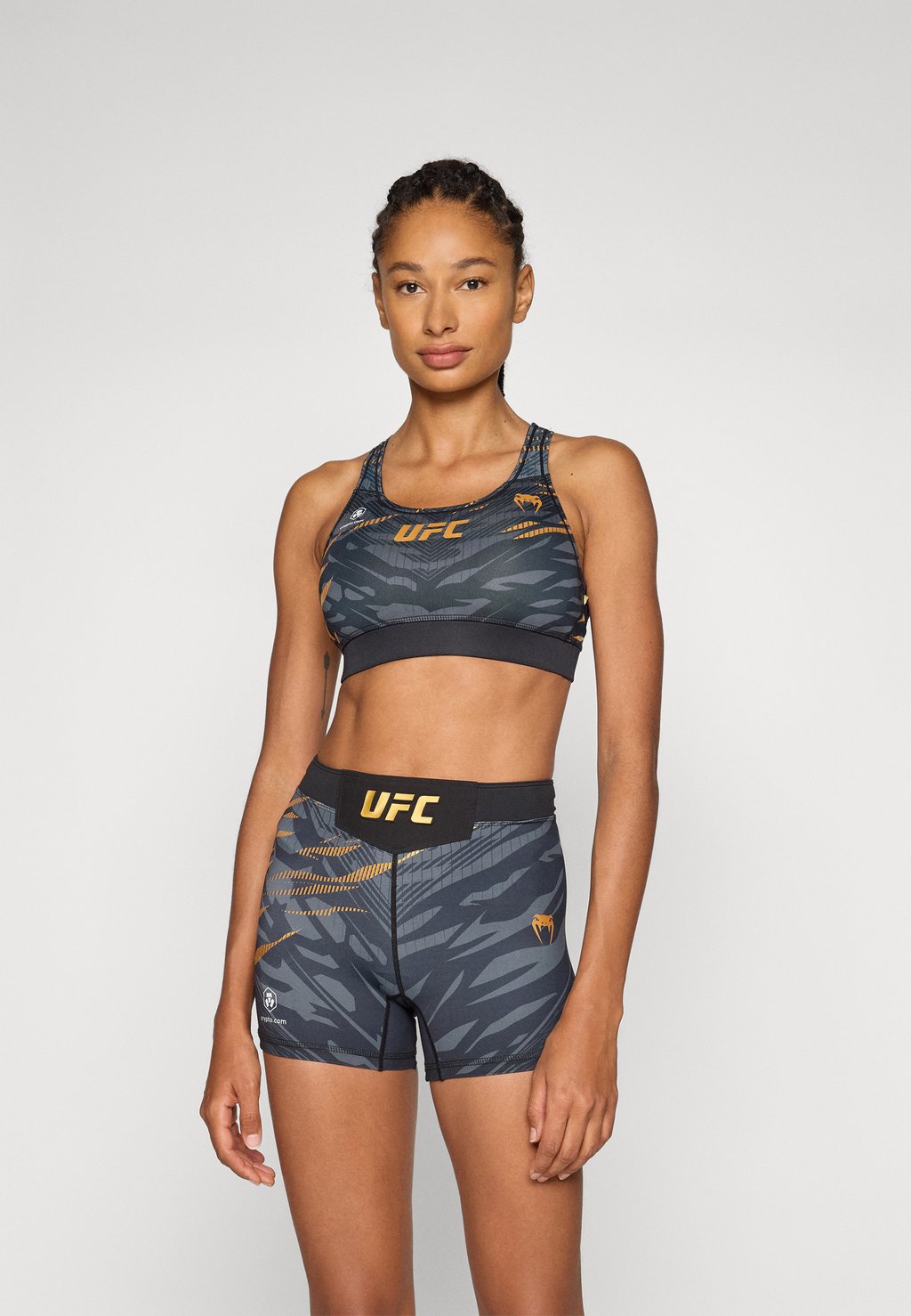 

Спортивный бюстгальтер средней поддержки UFC FUSION AUTHENTIC FIGHT NIGHT WOMENS BRA CHAMPION Venum, черный